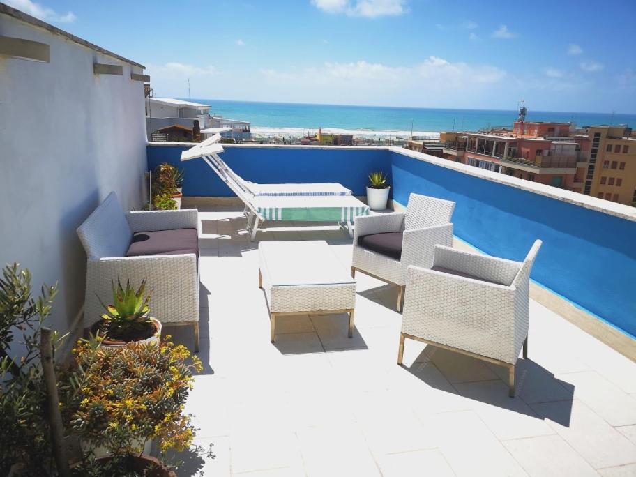 Attico Lux Apartamento Lido di Ostia Exterior foto